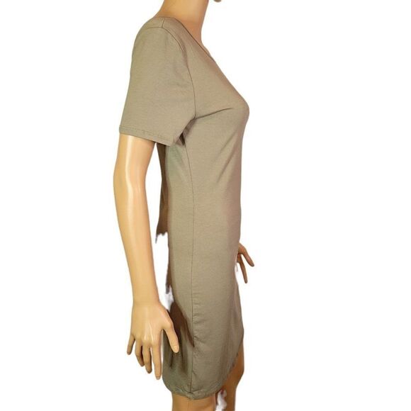 Heart & Hips Bodycon Dress (size L) - Picture 2 of 8